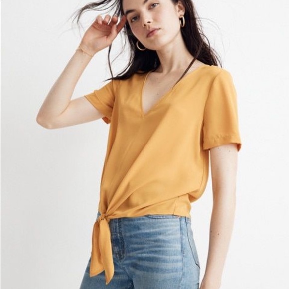 Madewell Tops - 🏃🏻♀️ Madewell Novel Tie Front Top Mustard